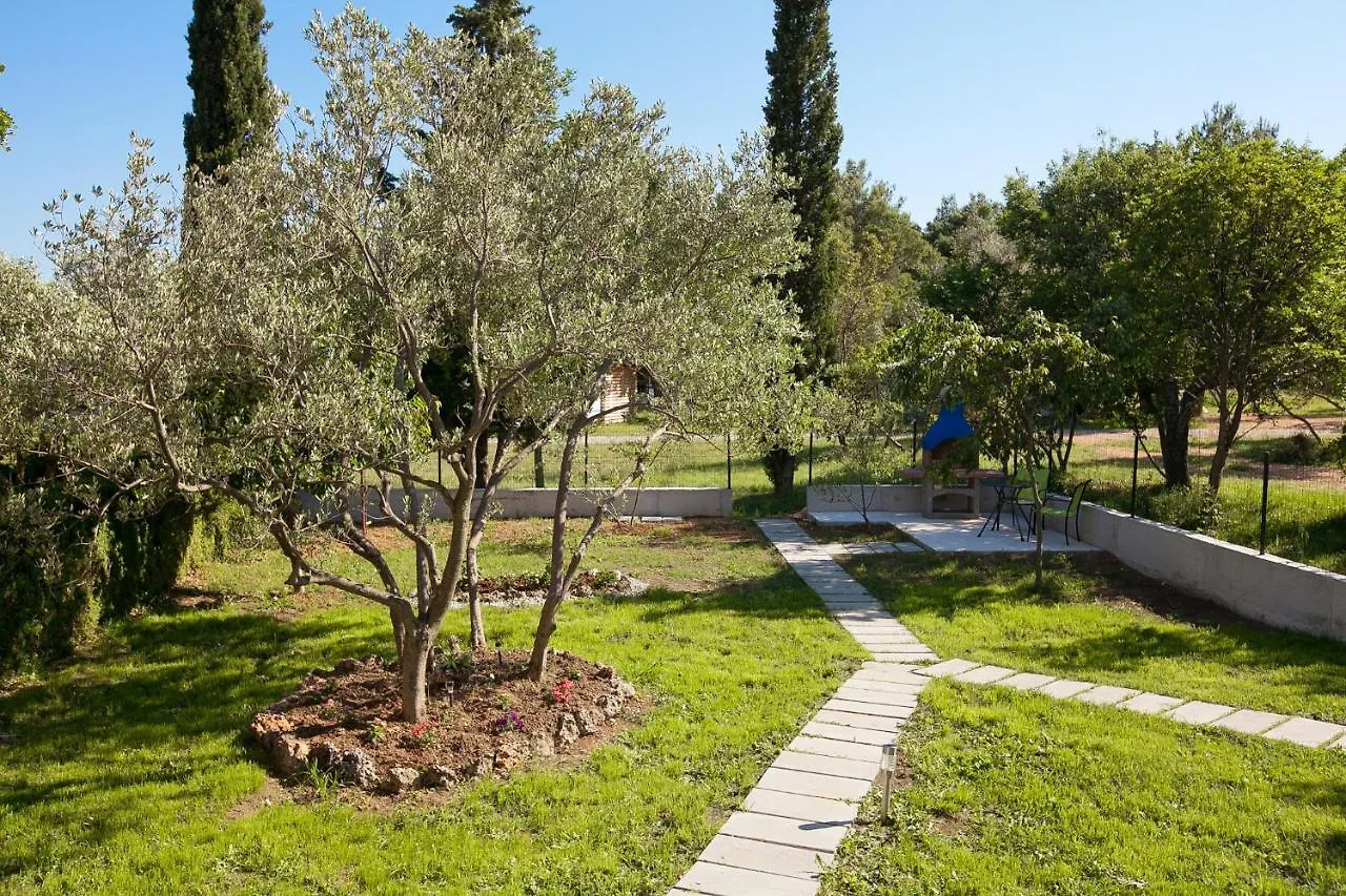 Apartmani Lea Starigrad Paklenica