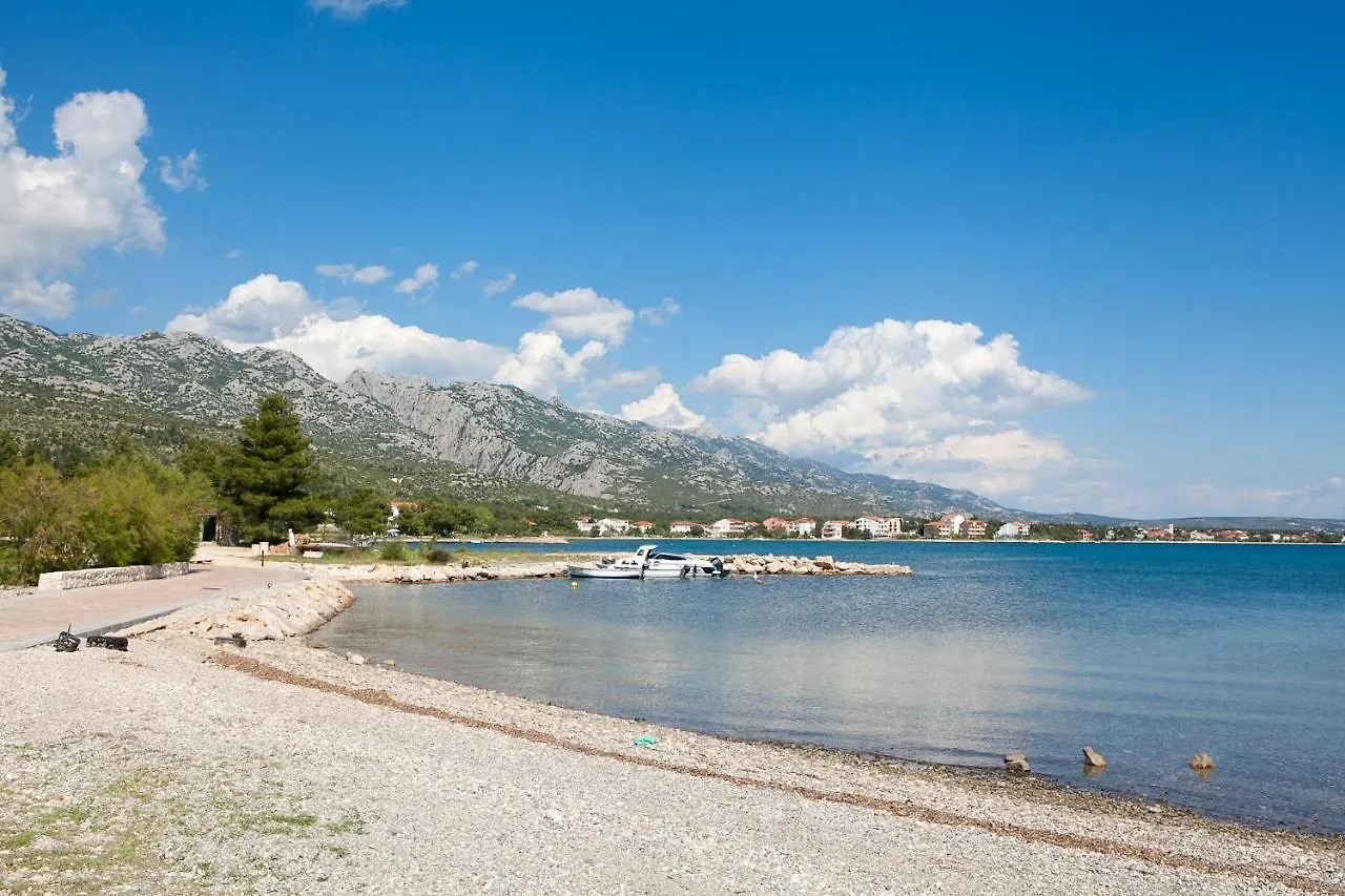Apartmani Lea Starigrad Paklenica Croatia