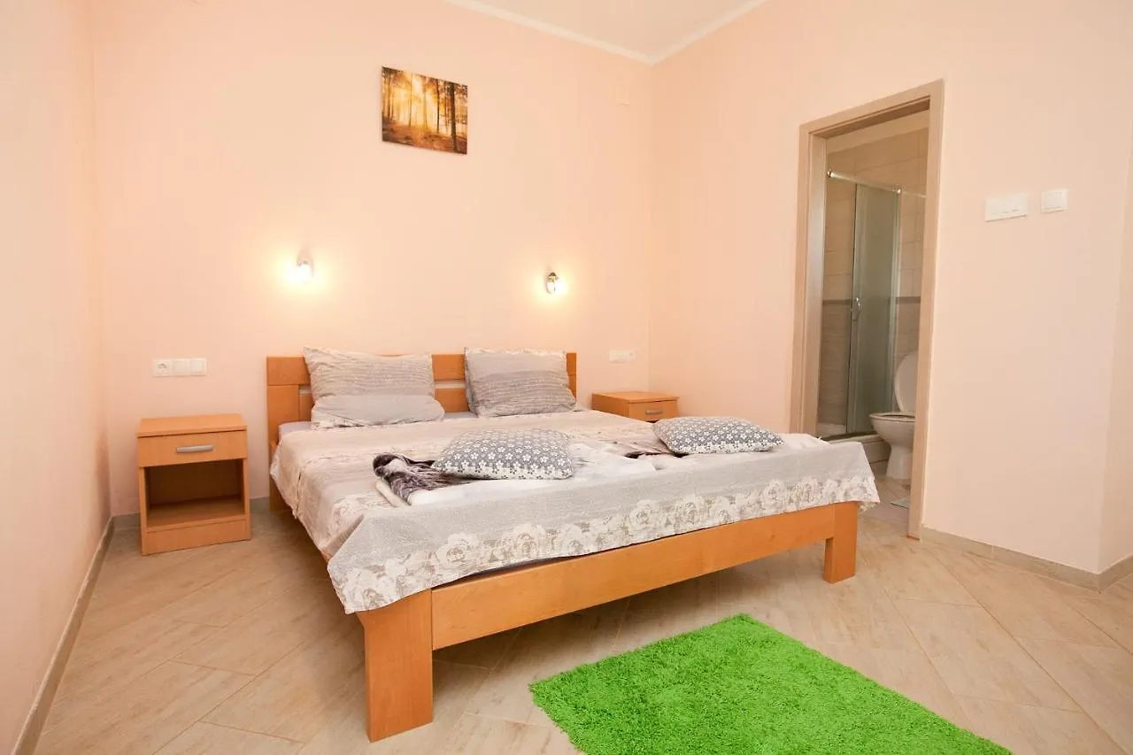 Apartment Apartmani Lea Starigrad Paklenica