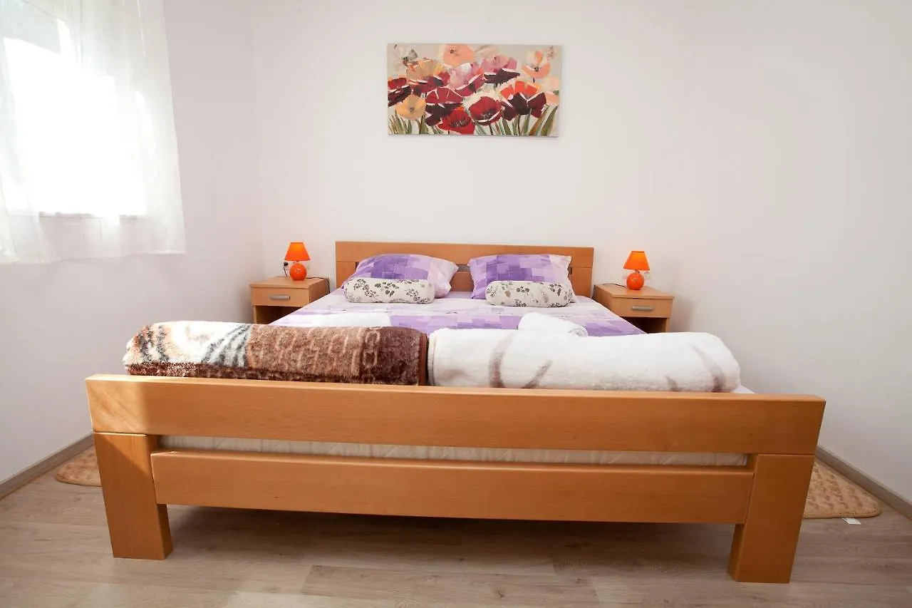 Apartmani Lea Starigrad Paklenica